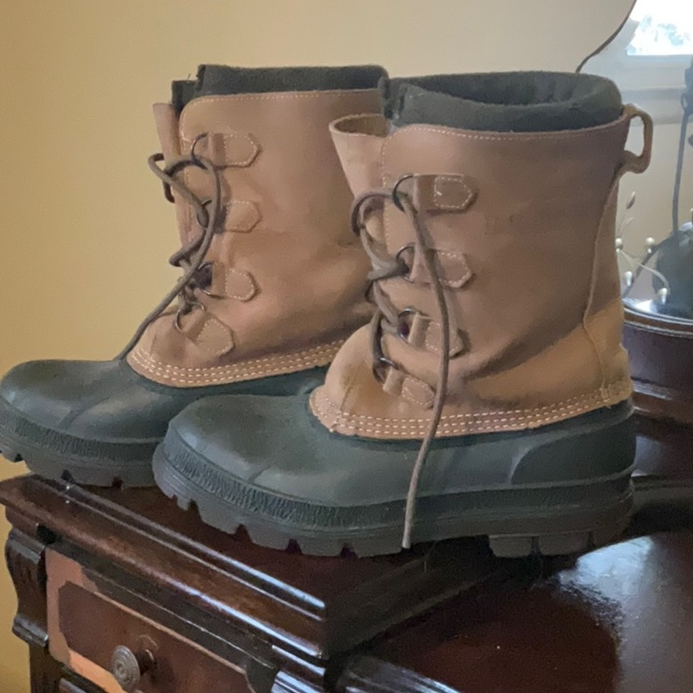 L.L. Bean Tan and Black Ankle Boots